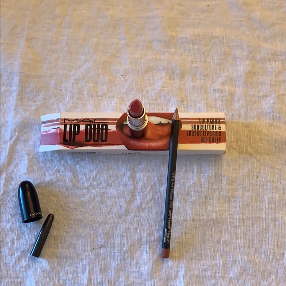 Lip duo